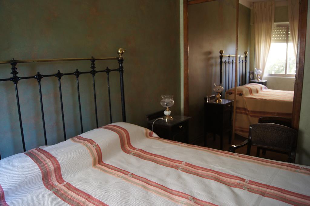 Casa Rural La Conejera Madrigalejo Del Monte Room photo