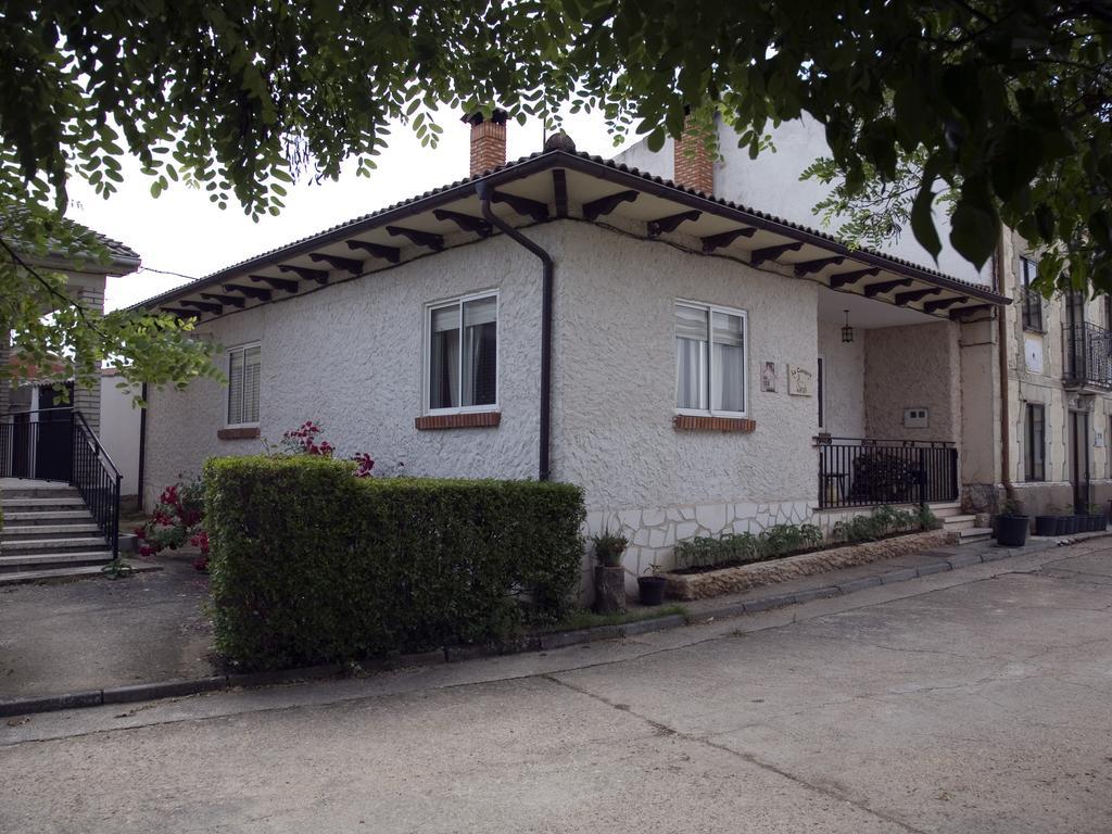 Casa Rural La Conejera Madrigalejo Del Monte Room photo