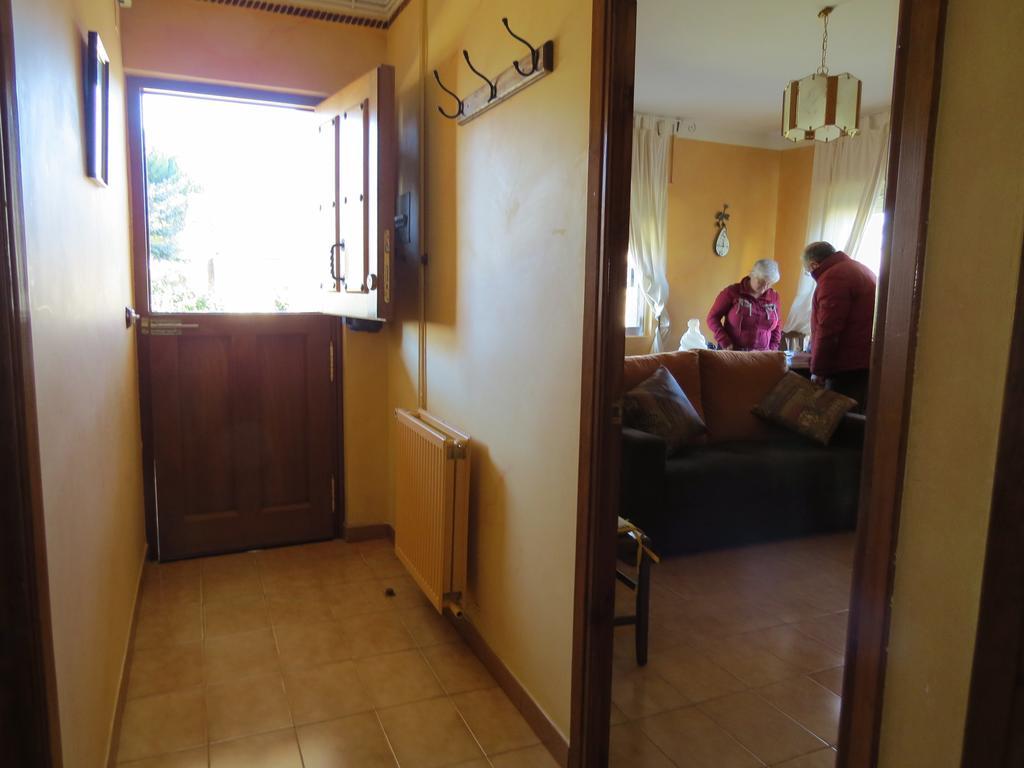 Casa Rural La Conejera Madrigalejo Del Monte Exterior photo